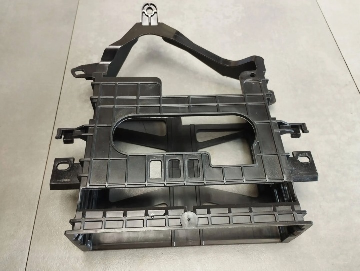 Audi S3 A3 8Y Supporto centralina 8Y1907348