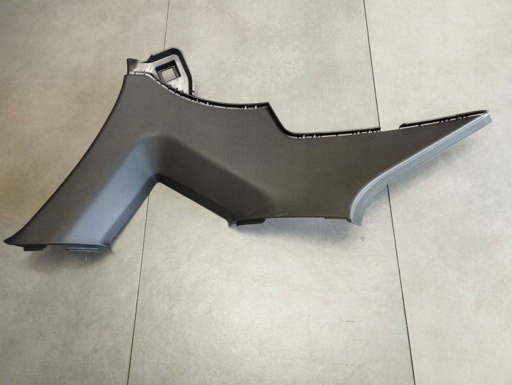 Seat Leon IV 2024 copertura GREMBIALINA SLUPKA sinistra posteriore 5FA867287A