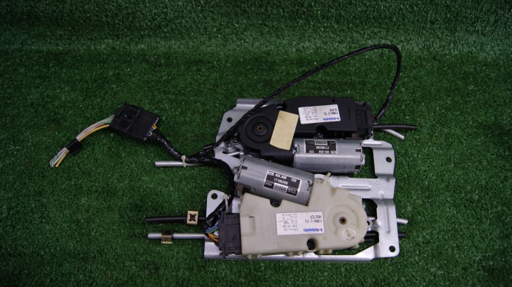Micro moteur Toit ouvrant RENAULT ESPACE 4 1710626B 404888 17011080 1701109C