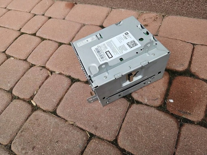 Radio CD nawi der Navigation Astra J IV Meriva B Opel Zafira C 84026628