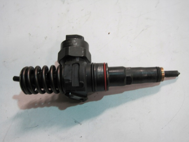 Pumpedüse Einspritzdüse Einspritzdüse VW AUDI 1,9TDI 038130073F