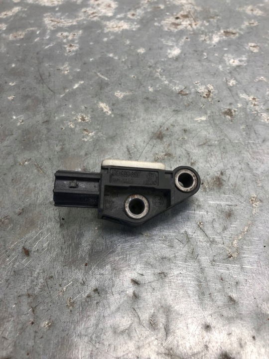 Crashsensor Drucksensor AUDI A6 C6 4F0959651