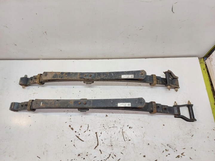 Ranger VI 6 2023r resor links oder rechts heck komplet mb3c-5560-me2j