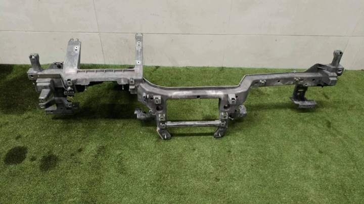 BMW 8' G14 G15 G16 M8 Renfort pare choc Support du tableau de bord ROZDZIELCZEJ Console EU 8012970