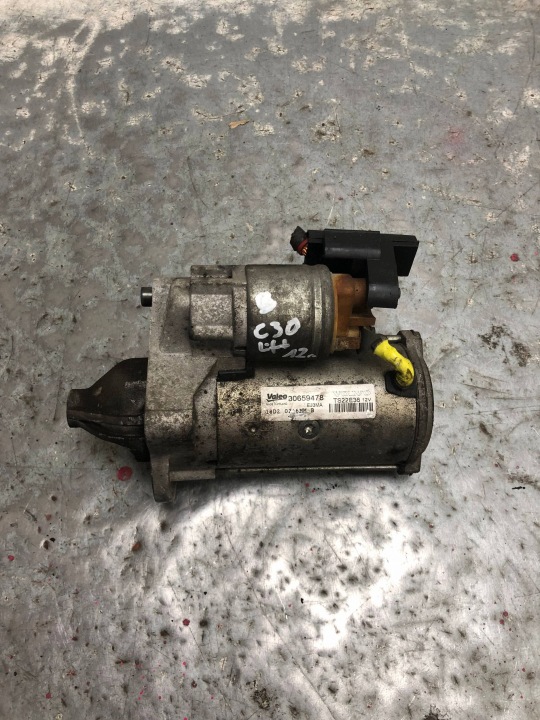 Moteur du démarreur VOLVO C30 LIFT 30659478