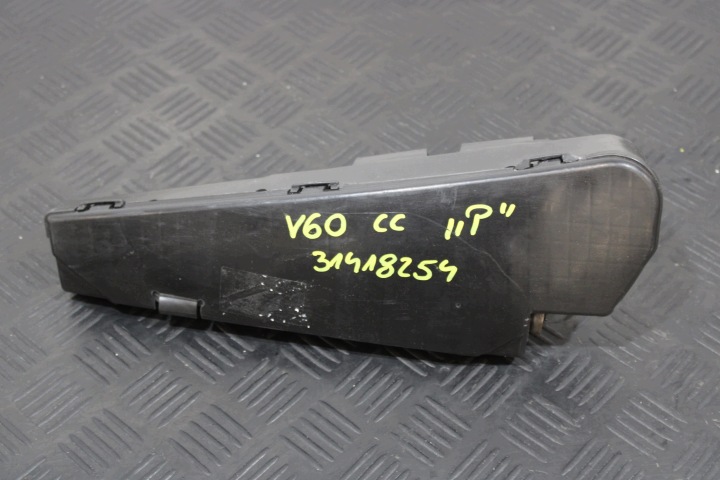 airbag airbag seat right 31418254 VOLVO V60 CROSS COUNTRY and 1 LIFT