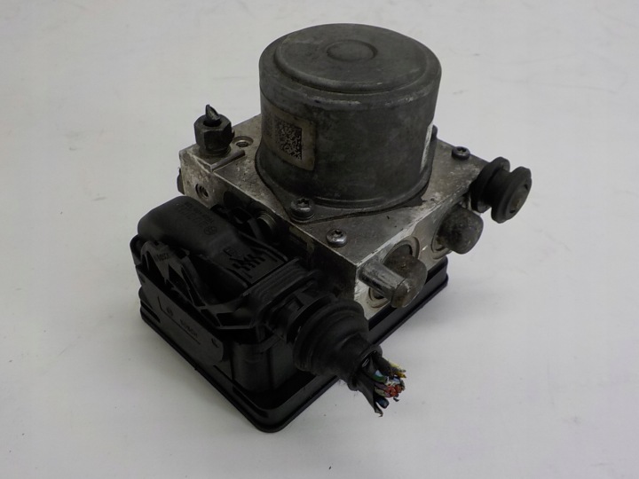 OPEL INSIGNIA szivattyú ABS 23321784 23321782