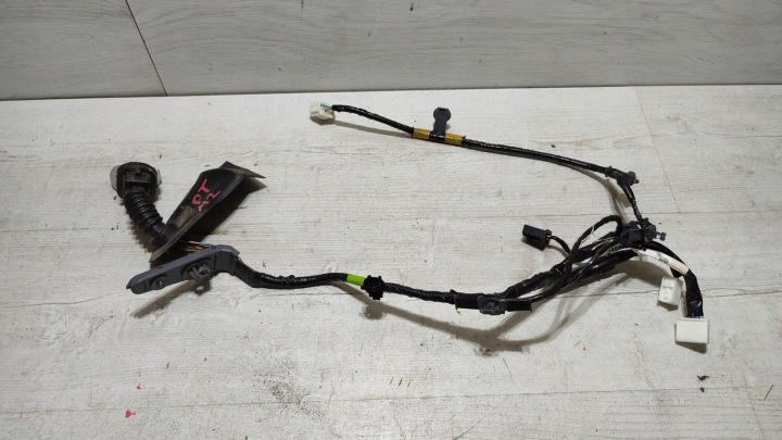 bundle door right rear part Mazda 2 DJ lift
