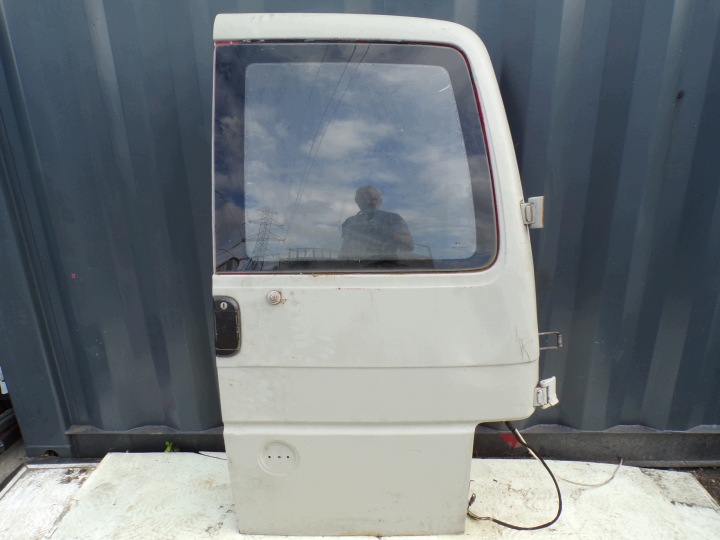 Portière Droit Arrière Droite Arrière VOLKSWAGEN TRANSPORTER T4 (SKRZYDLO)