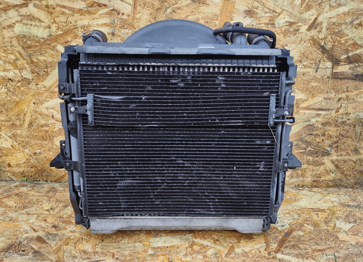 KOMPLET of radiators radiator LAND ROVER RANGE SPORT 3.6 L320 7H32 9N103 AB