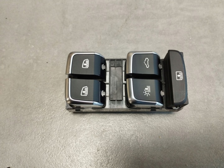 Audi A8 S8 D4 4H ovladac oken levý předek 4H0959851G