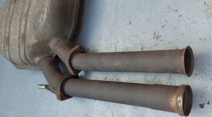 Mercedes-Benz OE 1404910701 middenlinde geluiddemper 9