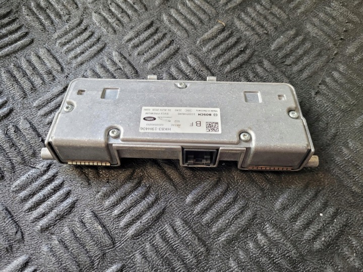KAMERA prozori stakla prednji dio PRZEDNIEJ HK83-19H406 JAGUAR F-PACE X761 2.0 D