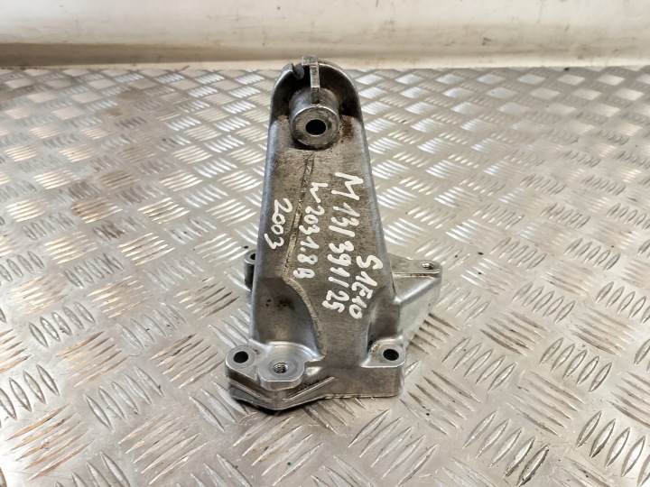 engine supporting mount MERCEDES W203 1.8 B compressor; OE A2712230904