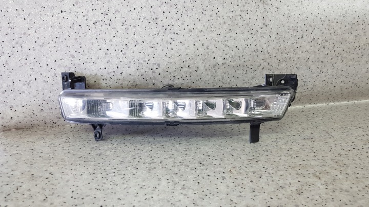 CITROEN GRAND C4 PICASSO UND 1 LIFT RECHTS LED DRL NEBELSCHEINWERFER 9850