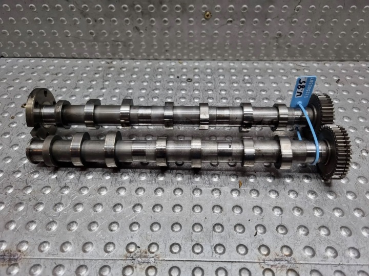 of a cam of the gear komplet 059109021FT AUDI A8 D4 A6 C7 A7 Q5 Q7 3.0 TDI