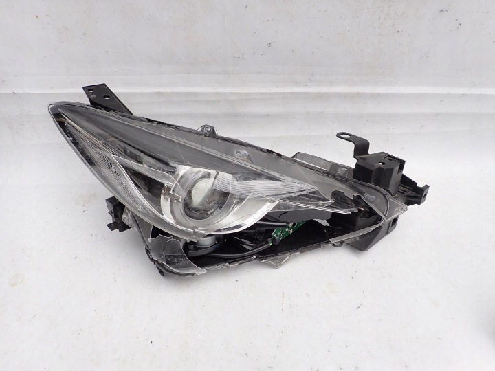 MAZDA 3 III 13-16 Licht vorne vorne rechts