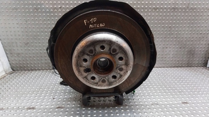 Mozzo FUSELLO perno mozzo Destra posteriore 6793770 BMW F10 F18