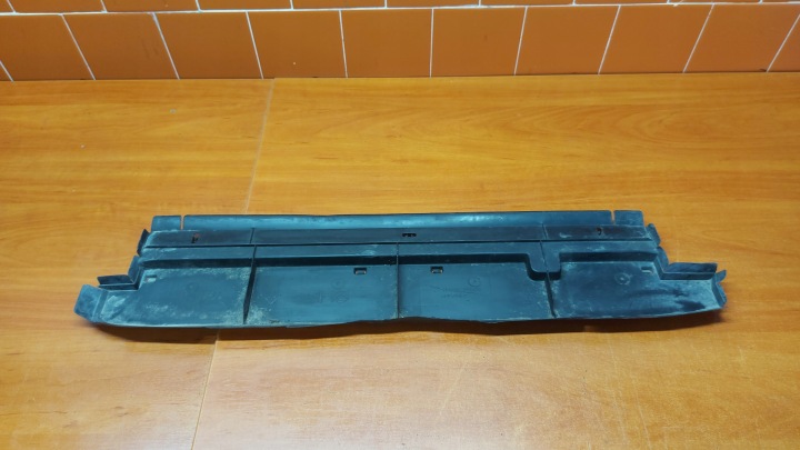lenkrad Zufuhr luft untere DOL BELKI TOYOTA RAV4 V 20- LEXUS NX 21