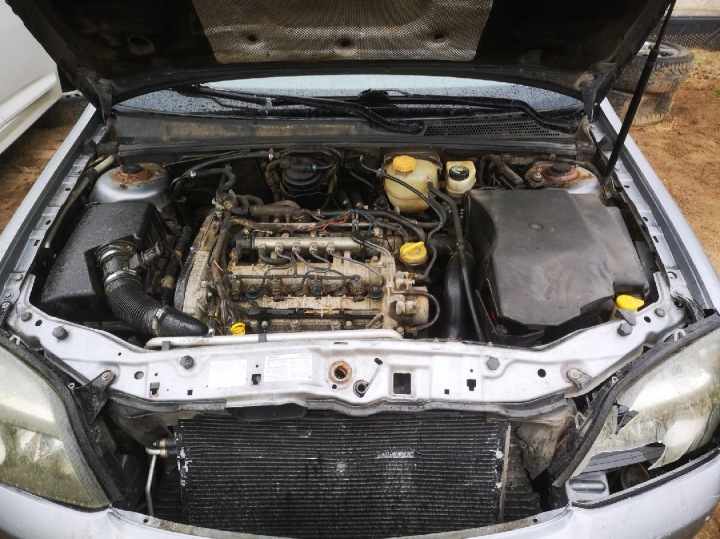 Opel Signum Vaakumpumba pidurisüsteem 2005 1.9L 72902301b 7.20223 7