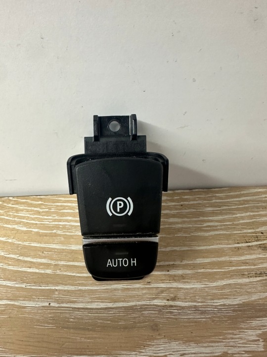 Pulsante freno HOLD BMW 5 G30 6842027