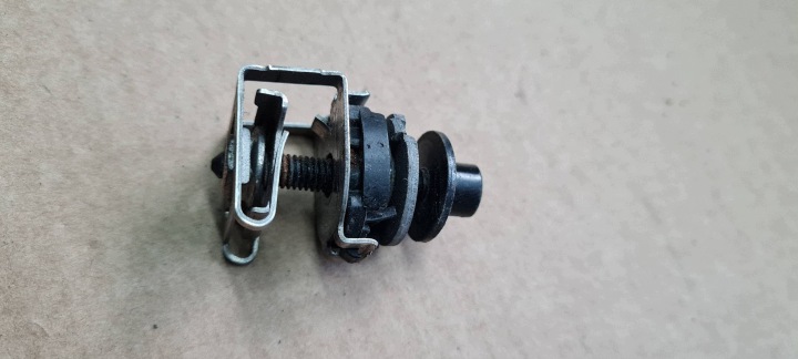 A5 8T S5 LIFT Schraube REGULACYJNA Leuchte Schraube IMBUSOWA 4G8806305 N91036101