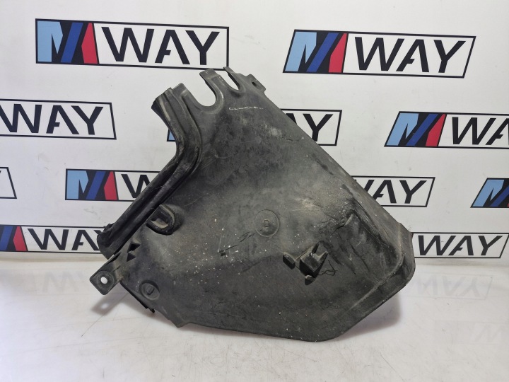 8202799 BMW E46 cover KOMORY of the engine left