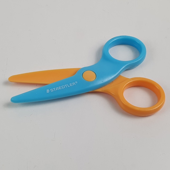 Ножиці "Noris Junior 965" синьо-жовті, дитячі, 10 см, STAEDTLER 965 40 BK — фото 11