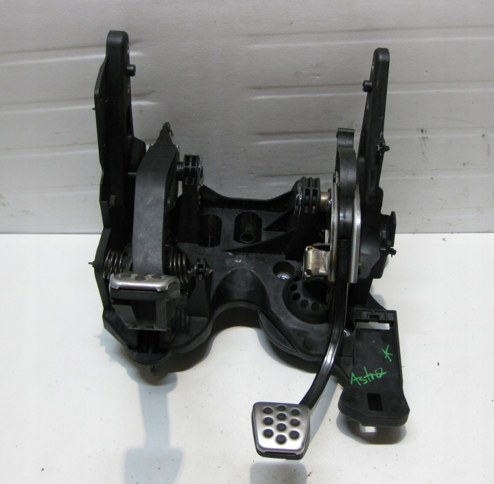 OPEL ASTRA K V KOMBI pedala kvačila kočnice 39094152