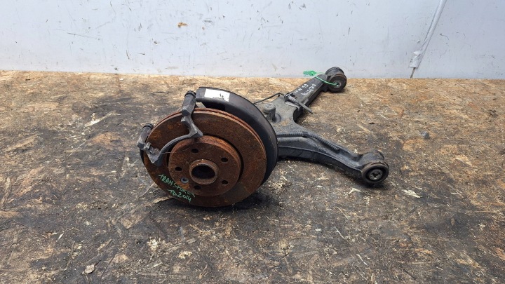 Achsträger Querlenker schenkel rechts heck 7E0501414A VW T5 LIFT 2009-2015 4X4