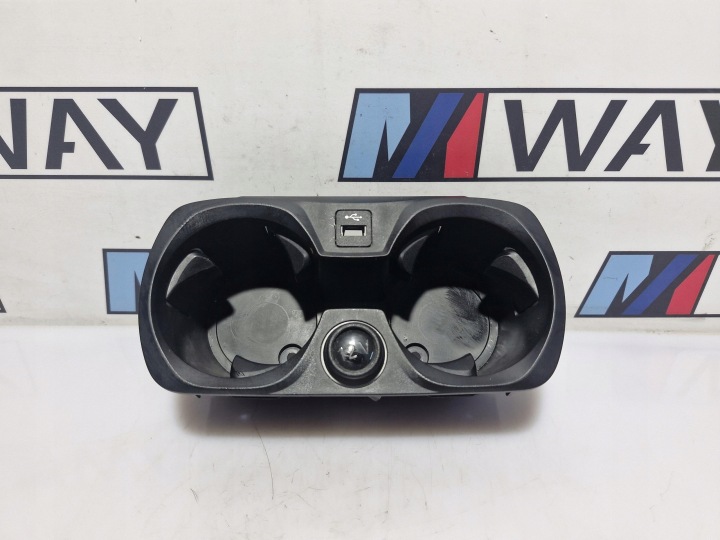 BMW G20 G21 CUPHOLDER úchyt na KUBEK EUROPA 6809803