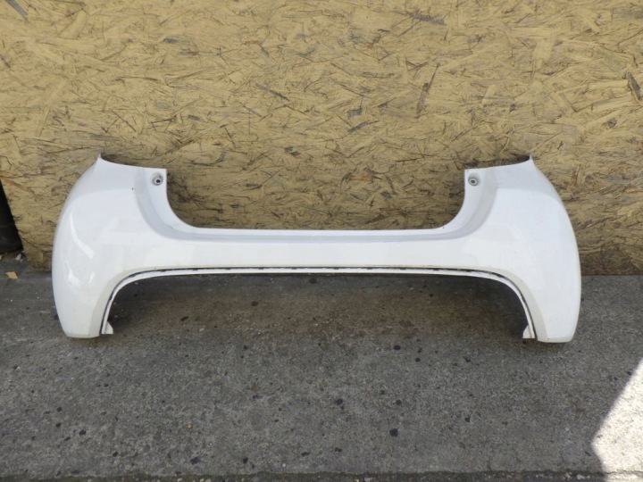 TOYOTA YARIS 4 IV P21 20- Stoßstange hinten