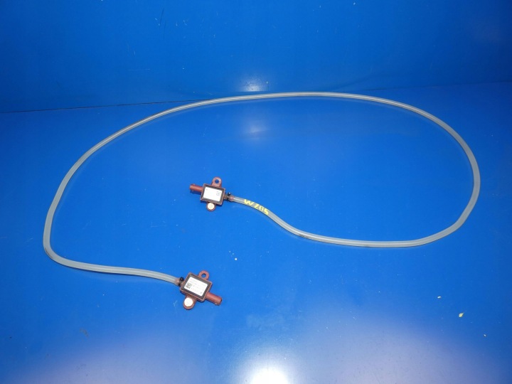MERCEDES C KLASA W205 GLC W253 Sensor OCHRONY PIESZYCH Beschleunigungs- AIR BAG