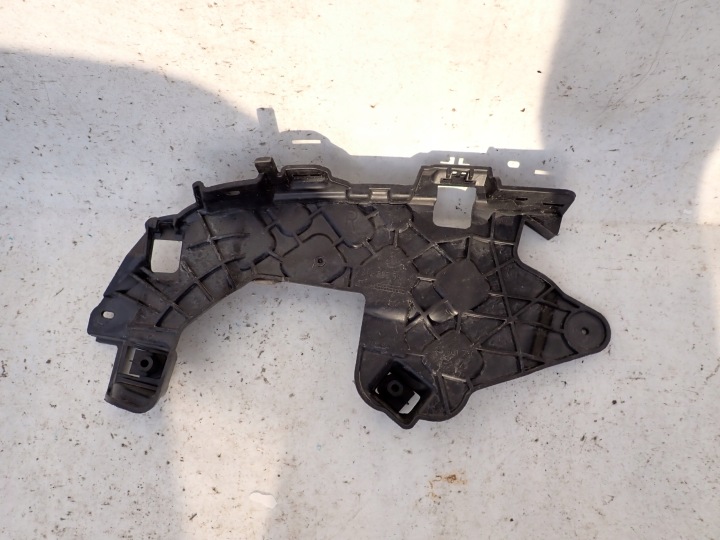 MERCEDES E-KLASA W212 bumper bracket right rear part
