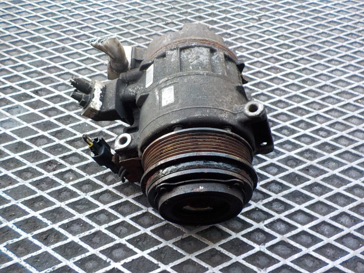 FORD C-MAX II compressor pump of the air conditioning AV61-19D629-HA