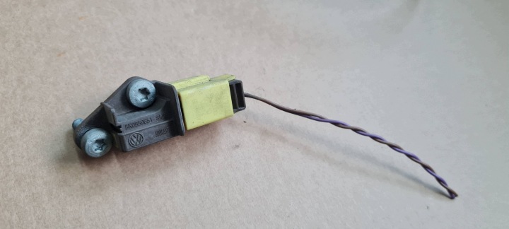 Q5 8R ütközésérzékelö AIRBAG KOSTKA találkozás 8K0959651 A4 B8 A5