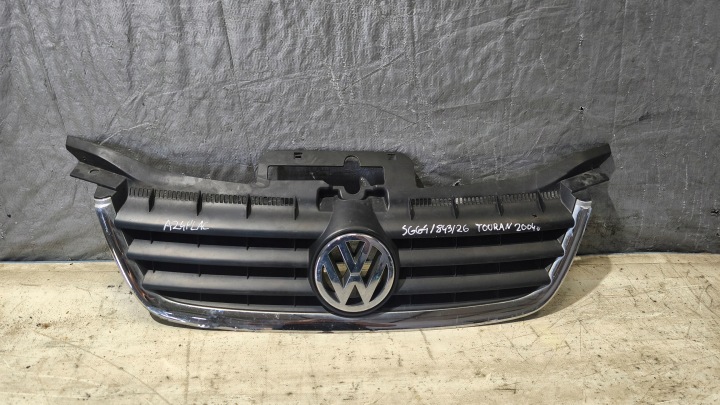 maska maska VW TOURAN a 2004r
