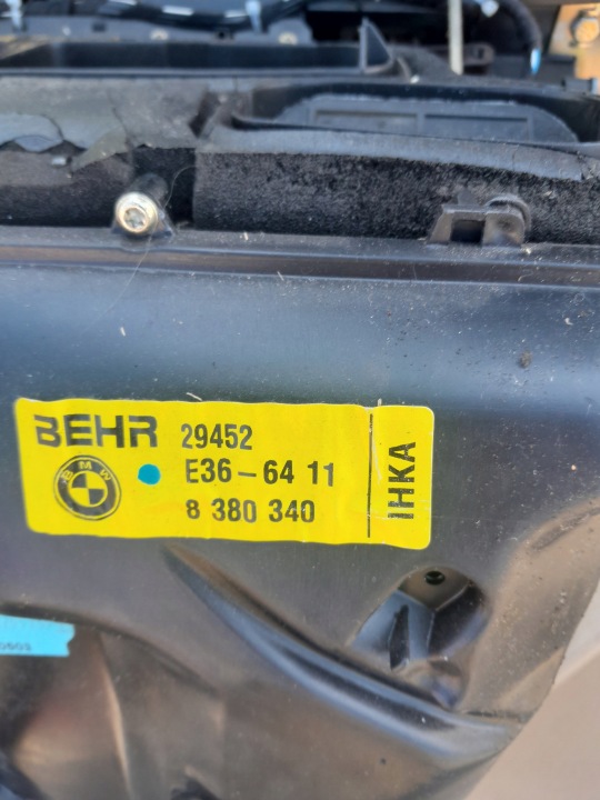 Bmw e36 încălzitor complet 8380340 cliatronic 7