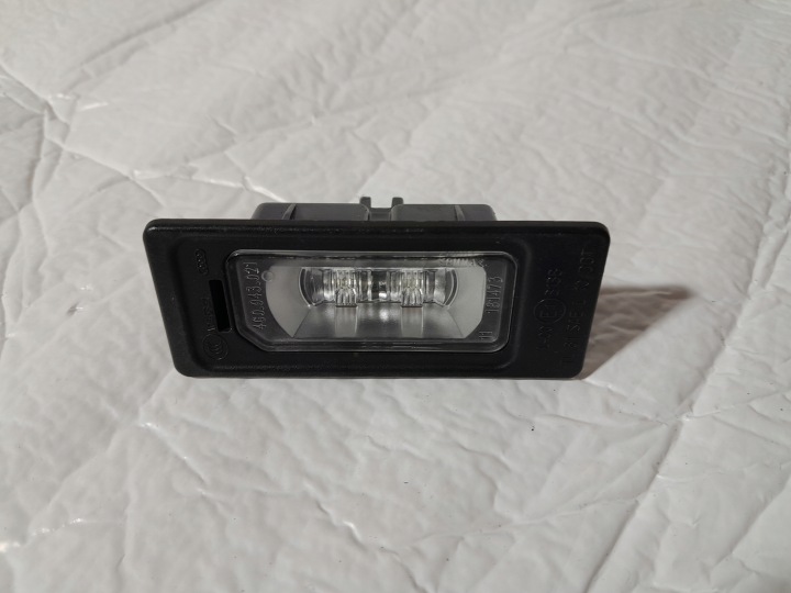 AUDI A3 S3 8V OSWIETLENIE Licht Kennzeichen Halter REJESTRACYJNEJ 4G0943021
