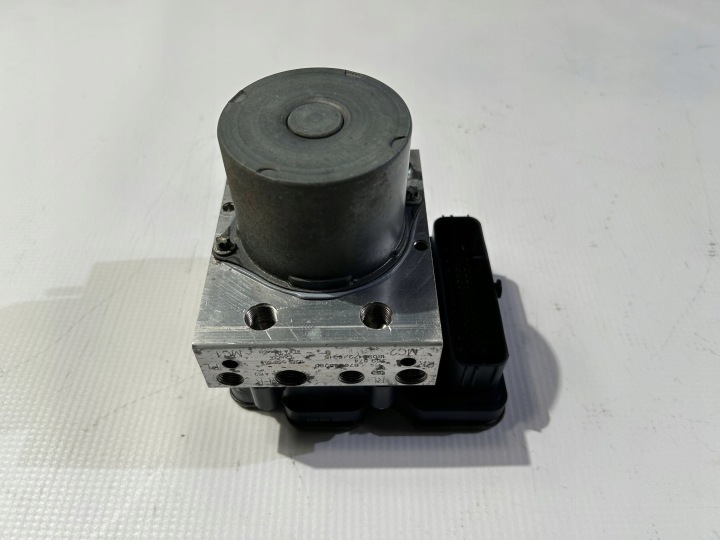 Servo frein Unité de contrôle ABS Maserati Ghibli M157 2013