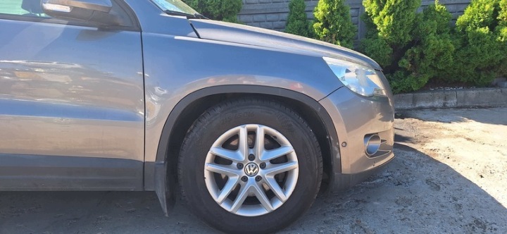 Aile Avant Avant Droite VW TIGUAN 08- KOD LAK LD7S