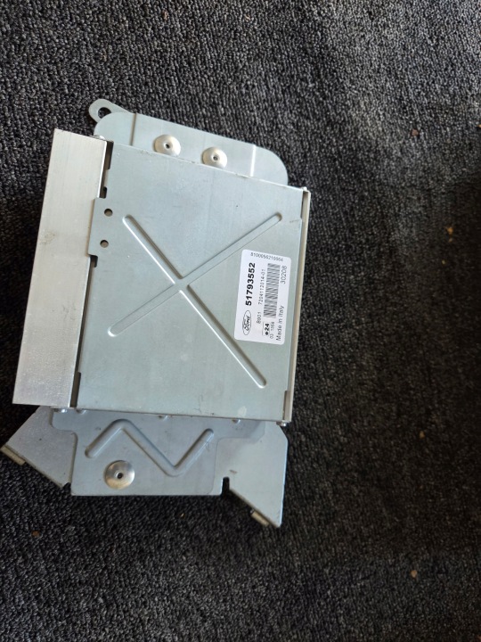 Wmacniarz modulo RADIO AMP FORD KA 51793552