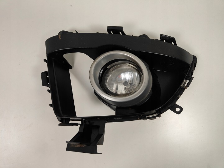 MAZDA 5 V LIFT SPORT 2008 Feux antibrouillard Gauche + Châssis Gauche
