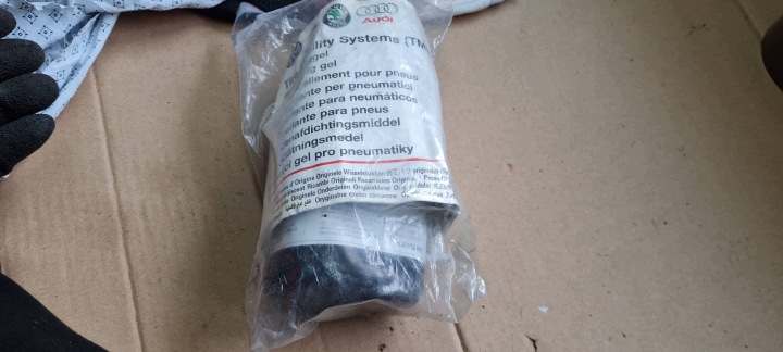 Q5 8R VW AUDI SEAT SKODA USZCZELNIACZ KLEJ TMS pneumatici, gomme 4L0012619 A4 B8 A5