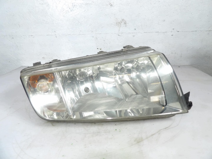 SKODA FABIA et REFLEKTOR Droite 246366