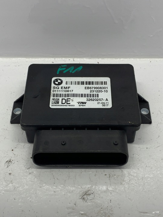 modul elektrische Parkbremse 23122010 BMW