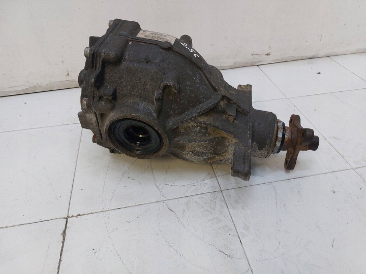 BMW F07 F10 F11 3.0D N57 Differential Differential heck hinten 7578151 2.56