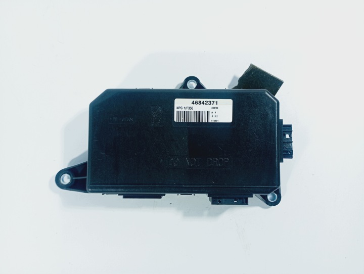 modul ajtó lewych przednich OE 46842371 Fiat Idea 03-12