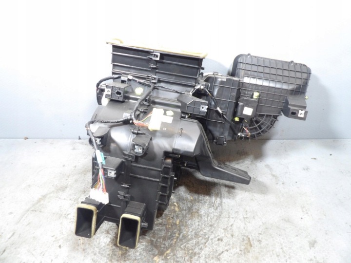 SSANGYONG TIVOLI GRAND 1.5T-Gdi Bloc de chauffage complet 69101-35001