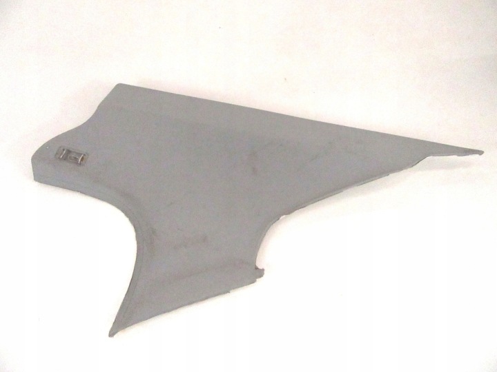 cover slupka C right right rear part BMW e90 sedan